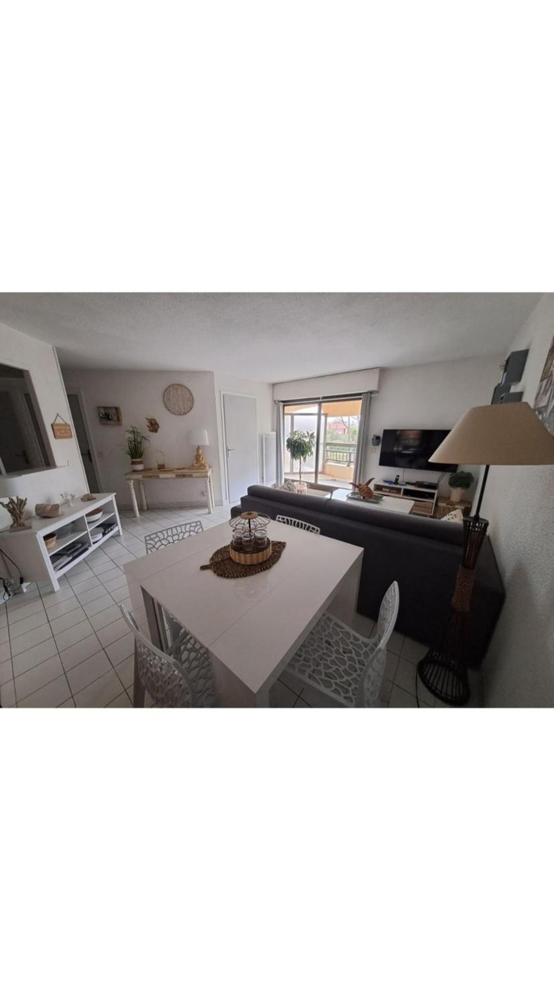 Location A Appartement *